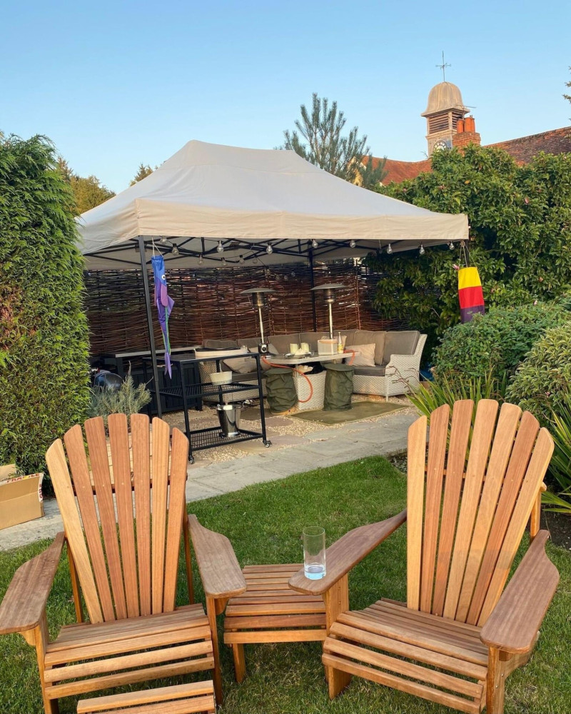 3x4.5m Pop Up Gazebo With Wheeled Bag, 4 Leg Weights, Rope and Pegs
