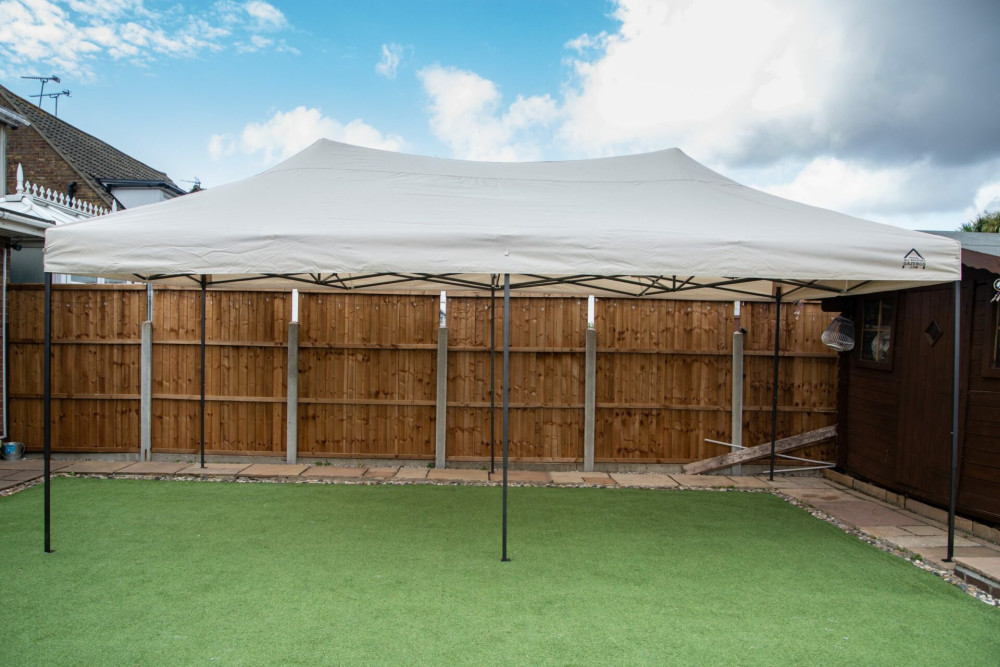 3x6m Pop Up Gazebo With Wheeled Bag, 6 Leg Weights, Rope and Pegs