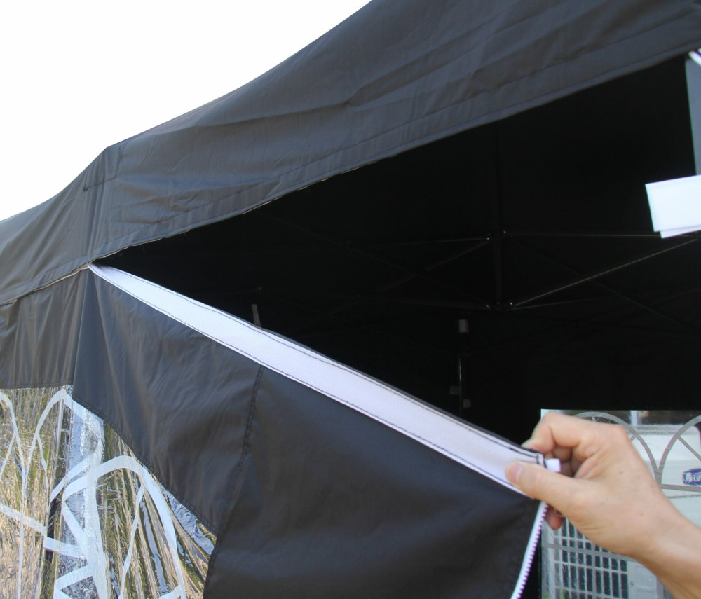 2.5x2.5m Pop Up Gazebo with 4 Heavyweight Side Panels