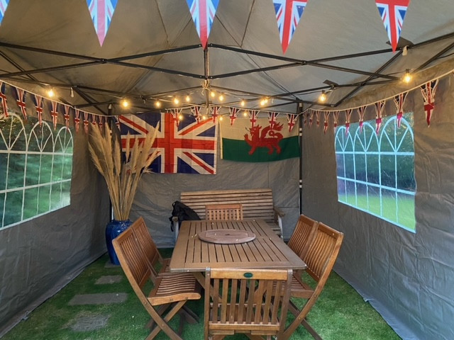 3x4.5 Pop Up Gazebo with 4 Heavyweight Side Panels