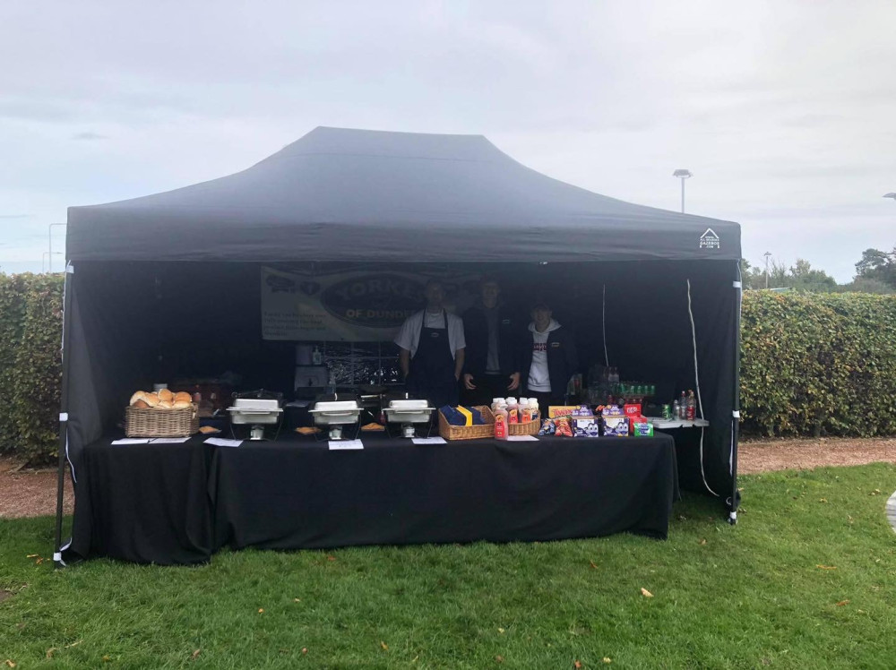 3x4.5 Pop Up Gazebo with 4 Heavyweight Side Panels