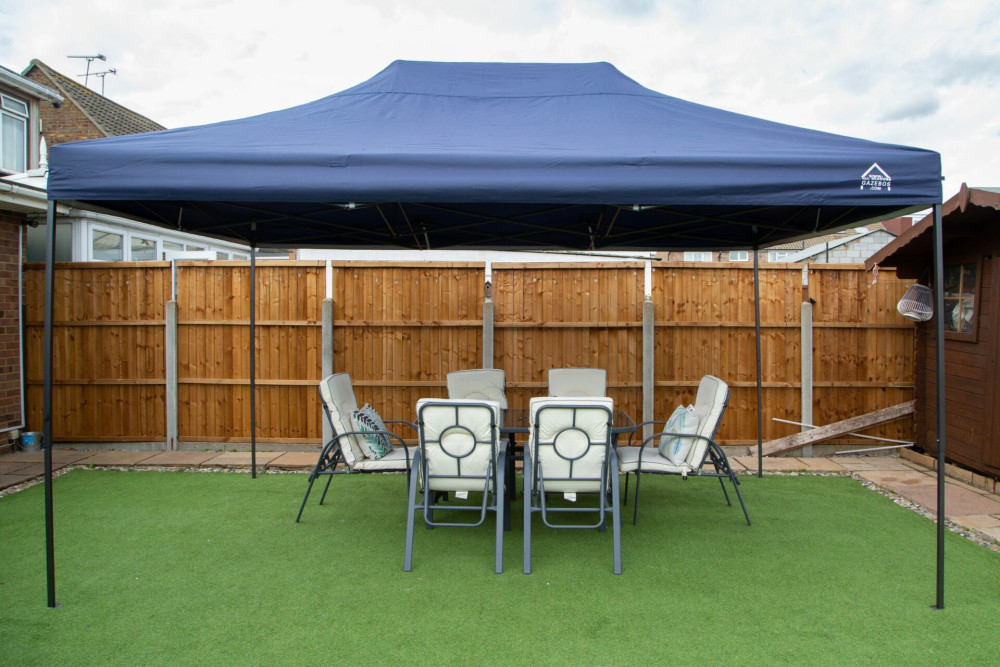 3x4.5 Pop Up Gazebo with 4 Heavyweight Side Panels